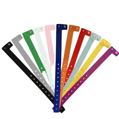 250*25 mm wegwerp-pvc-identificatiearmbanden met en aanpasbaar ontwerp