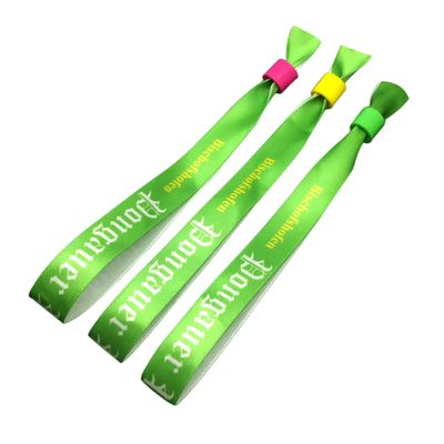 Op maat gedrukte RFID-armbanden in satijnstof voor evenement- en festivalidentificatie