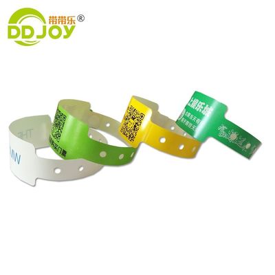 Custom Logo Volwassenengrootte Plastic/Paper/Composite Armband voor stijlvolle festival evenementen