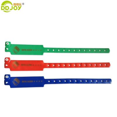 Kunstmatige aangepaste polsband Vinyl ID Armband voor zachte comfortabele draag en stijl