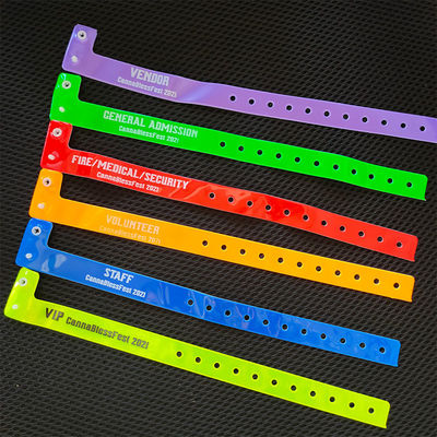 Waterdicht RFID gevarieerd Neon Plastic/Vinyl Armband Custom Armband voor festivals
