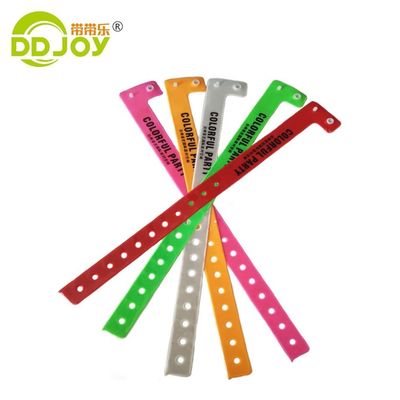 VIP Pass Toegang Evenementen Custom zachte PVC polsband voor eenmalige en exclusieve toegang