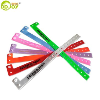 Custom logo reflecterend neongroen L-vormige feestarmband met reflecterend PVC en PVC