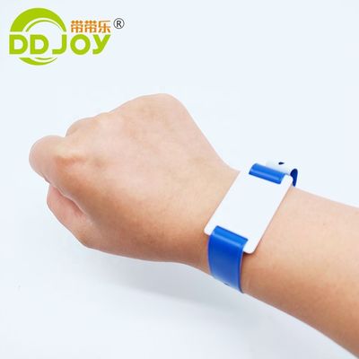 Custom logo armbanden L-vorm PVC vinyl materiaal schrijfbaar Smart RFID chip polsband