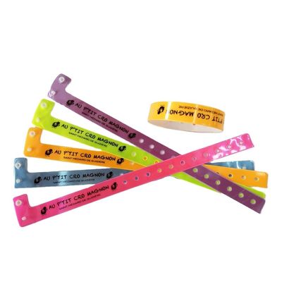 Blauw reflecterend polsband Plastic Vinyl Id Polsband Printing Met Custom Logo Verscheping UPS DHL EMS Fedex TNT