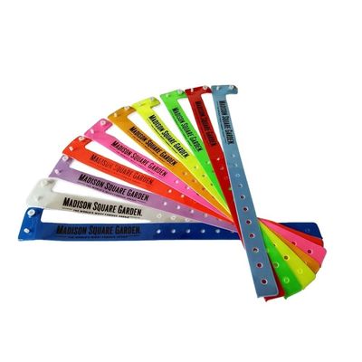 Gepersonaliseerde Vinyl Armbanden voor festivals en bijeenkomsten Versending naar elk land via Express