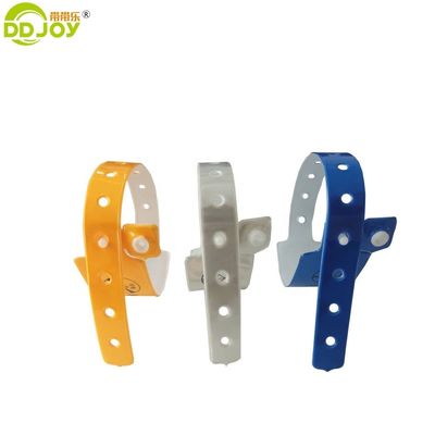 Andere stijl concertkaartje vinyl pvc polsband plastic armband voor hotelklant logo