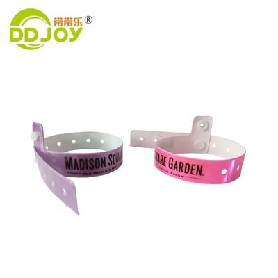 Gepersonaliseerde Vinyl Armbanden voor festivals en bijeenkomsten Versending naar elk land via Express