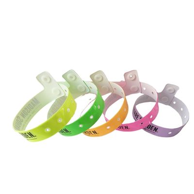 Identificatie Plastic Vinyl Armbanden Custom Lock Neon Kleur voor Evenementen Partijen