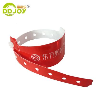Custom Events PVC Neon Kleur Armbanden Geschenken Eén Af Plastic Festival Vinyl Armband