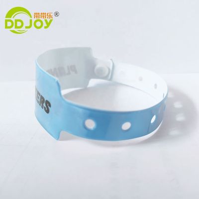 Custom logo vinyl armbanden voor pretpark betaalbaar en duurzaam