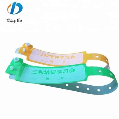 250*25mm PVC polsband Custom Neon Kleur Plastic Armband voor Hotel Identificatie
