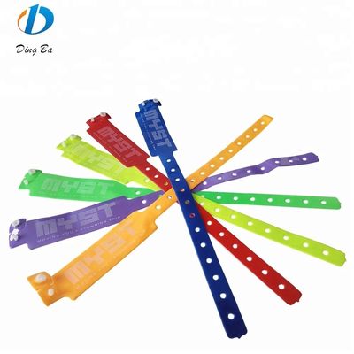 250*25mm PVC polsband Custom Neon Kleur Plastic Armband voor Hotel Identificatie