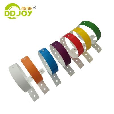 DingBa Custom Plastic Armband 250*25mm Breed Gevormd Armband Voor Cartoonliefhebbers