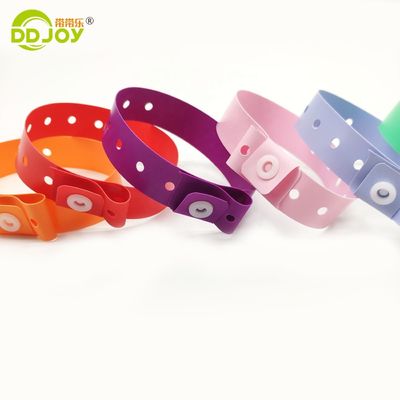 Romantic Style 100 MOQ Vinyl Armbanden voor Evenementen Club Muziek Vergadering Partij Festival