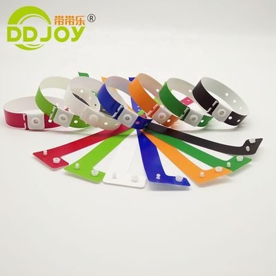 250*25mm/250*19mm Custom eenmalig waterdicht kunststof polsbandje voor park/evenementen/festivals