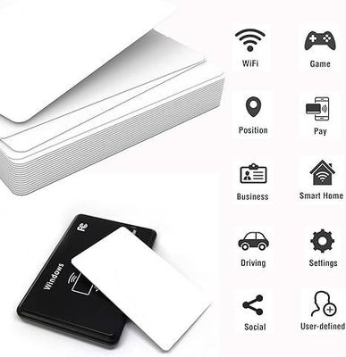 Op maat gemaakte RFID 125KHZ T5577 EM4305 13.56MHZ Herschrijfbare composiet sleutelkaarten Sleutelchip Frequentie