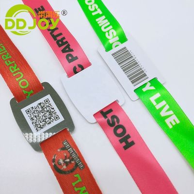 Toegangscontrole Gepersonaliseerde evenementen Ticket Geweven RFID Armband Stof NFC Armband Regelmatig Grootte 350 * 15mm
