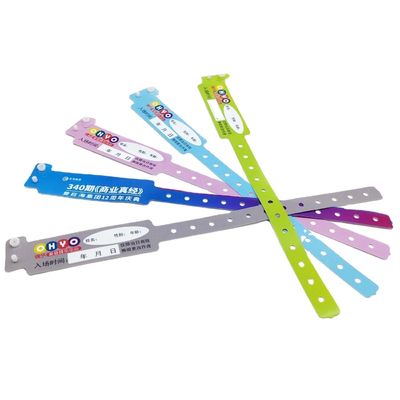 VIP-feest maatwerk zacht PVC-materiaal kleurrijk VIP-gast regelmatig vinyl polsband
