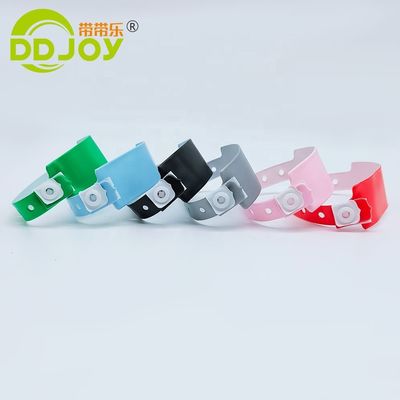 Plastic Lock Inlay Technology Blauwe PVC Armbanden/Armband voor DDJOY Evenementen Festivals