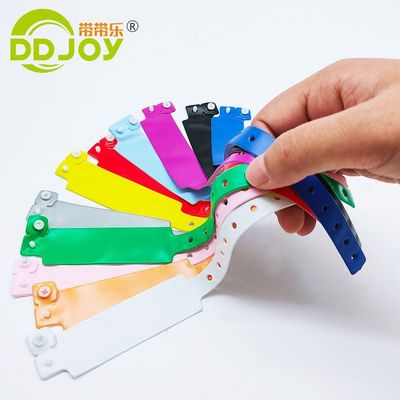 Plastic Lock Inlay Technology Blauwe PVC Armbanden/Armband voor DDJOY Evenementen Festivals