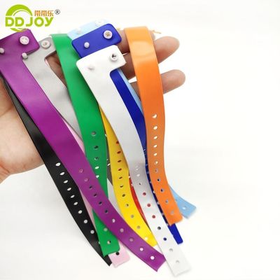 Custom thema polsband PVC/Vinyl materiaal voor volgende evenement of campagne