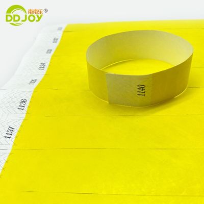 Gepersonaliseerde logo waterdichte Tyvek polsbanden voor evenementen en feesten