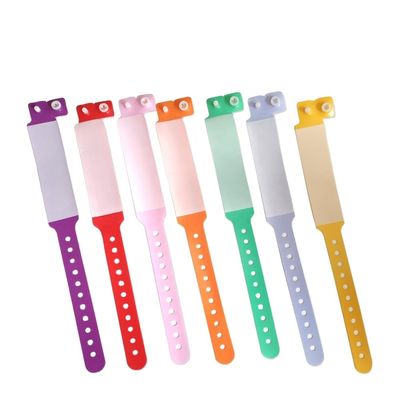 Kleurrijke PVC-wristband voor kinderen in het pretpark 250*25mm en 170*18mm
