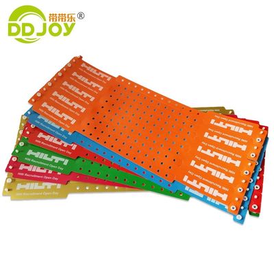 DDJOY One-Time Custom PE Plastic Armbanden voor Evenementen Logo Grootte 65*20mm