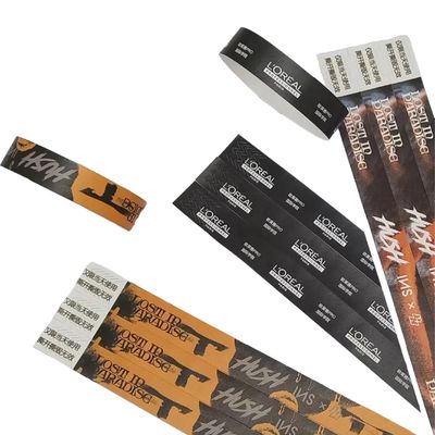 Gebruik Scenario's Evenementen Festival Custom Eenmalige Tyvek Armband voor feestdag decoratie