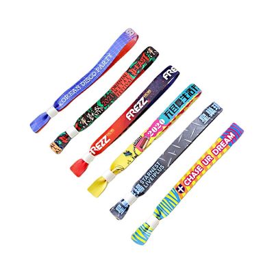 Custom Logo RFID polsbanden Satinstof voor evenementen en festivals Doelgroep Eindgebruikers