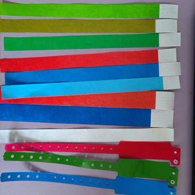 Tyvek papieren armband voor vakantieversiering in verschillende kleuren en ontwerpen in bulk