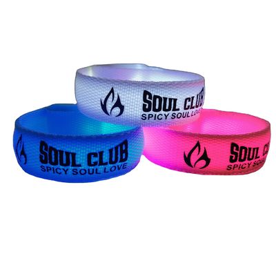 255.16*20mm Custom Printing LED Wristband voor feesten en evenementen Glowing in the Dark
