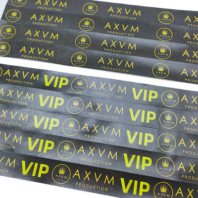 Waterdichte ID-tickets en aangepaste logo Tyvek polsbanden essentieel voor evenementen Festivals