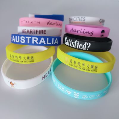 170*12*2mm Bandbreedte Glowing in Dark Custom Silicium Armband voor Evenementen Festival