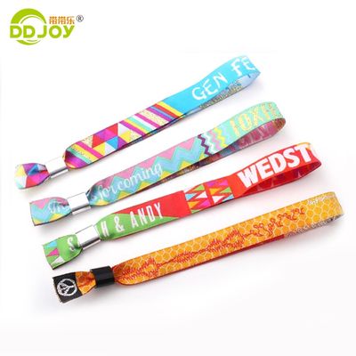 Aanpassen van het logo evenement festival lint satijn geweven armband stof polsband met kunstwerken