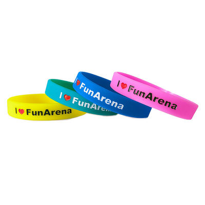 Gecustomiseerde waterdichte rubberen armbanden voor evenementen gemaakt van siliciummateriaal