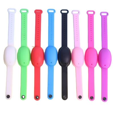 Kinderen Silicone Draagbare Vloeibare Handsanitizer Armband Dispenser GW 0.25KG/PCS