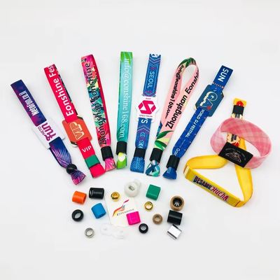 RFID-armbanden voor feestjes en evenementen Custom satine stof met logo-druk 350 * 15 mm Grootte