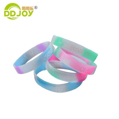 Rood Silikonen Armband voor Evenementen Vaste Kleur Volwassenen Armband Sieraden Type Armbanden