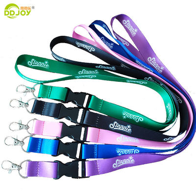 Zijde Accessoires Sublimatie Polyester Lanyards voor Sleutelhanger Custom Logo 900*15*0.65mm