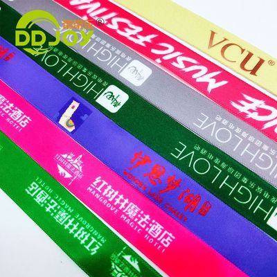 Waterdicht verstelbaar festivalarmband met aangepast logo en gerecycled materiaal