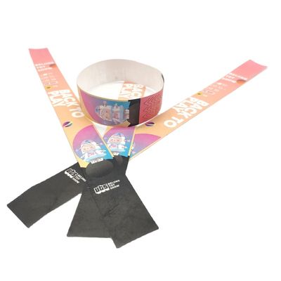 Kleurrijke afdrukken Logo Wegwerp Tyvek polsbandjes voor evenementen Waterdichte papieren armbanden