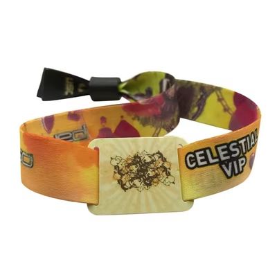 Eenzijdige of dubbelzijdige afdruk van RFID-armbanden in satijnstof voor evenementen en festivalfeesten