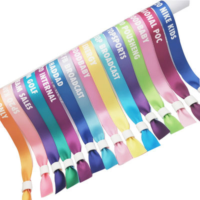 RFID-armbanden met satijnstof en logo's