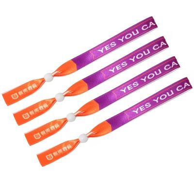 Event Festival Party RFID polsbandjes in satijnstof met aangepast logo en tekst