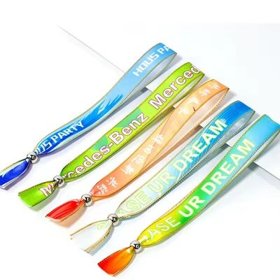 Custom Event Festival Party RFID Chip Armbanden met Logo Printing op Stoffenmerken