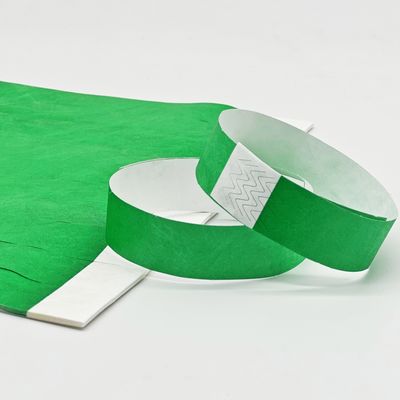 Goedkope op maat gedrukte Tyvek-armbanden voor evenementen en feesten