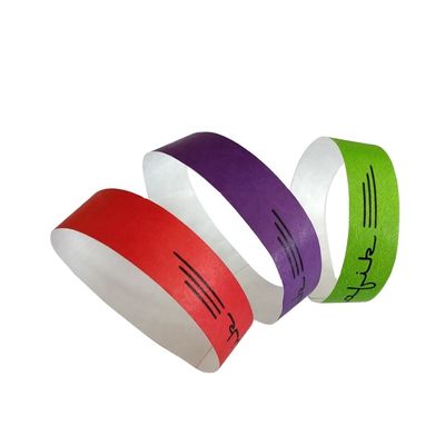 250*25mm en 250*19mm Gepersonaliseerde toegangsstreepjescode Tyvek papieren polsbandjes voor feest