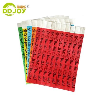 Unisex Cartoon Tyvek Armbanden voor Custom Logo Printing bij Favor Events Party Items